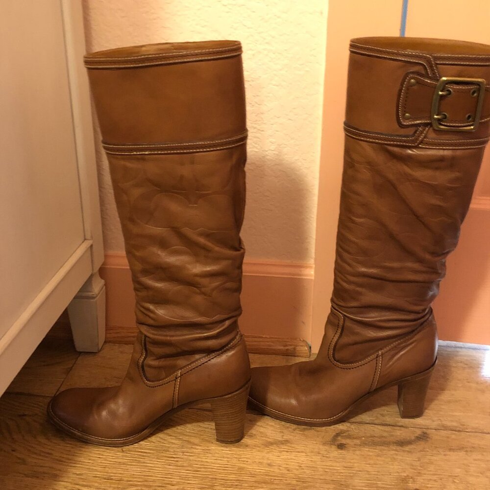 Coach boots made in Italy